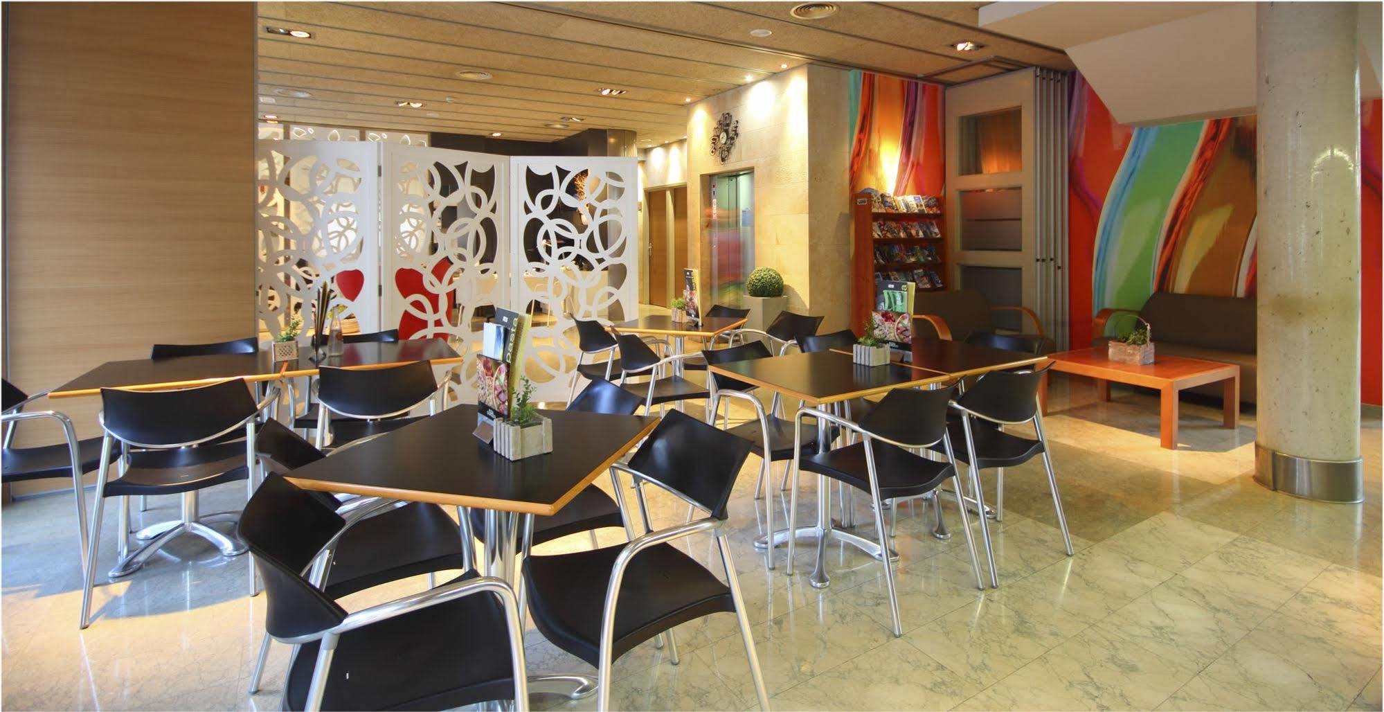 Aqua Hotel Nostre Mar Apartments Pineda de Mar Zewnętrze zdjęcie